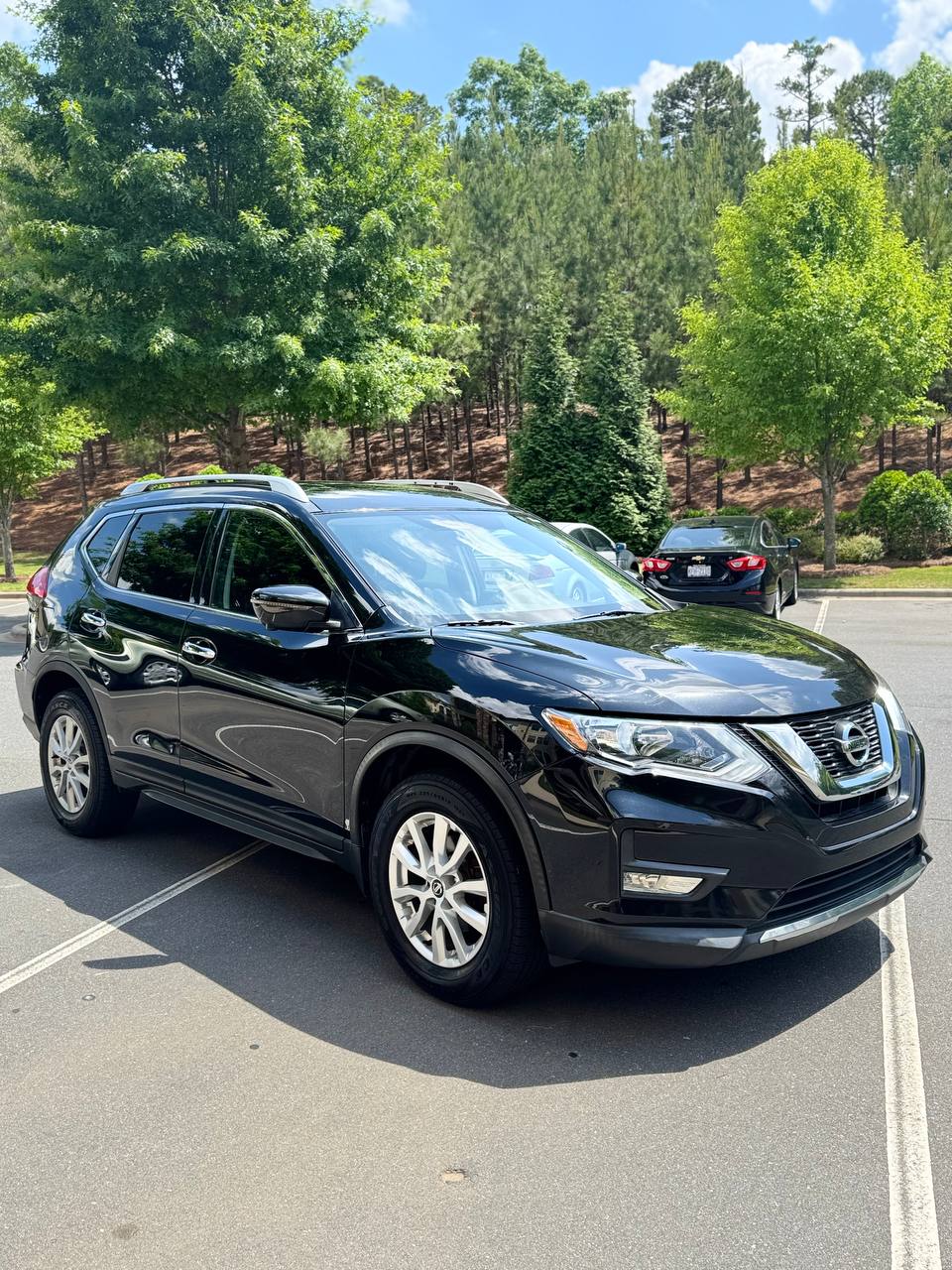 Nissan Rogue SV (2017) - Gasoline